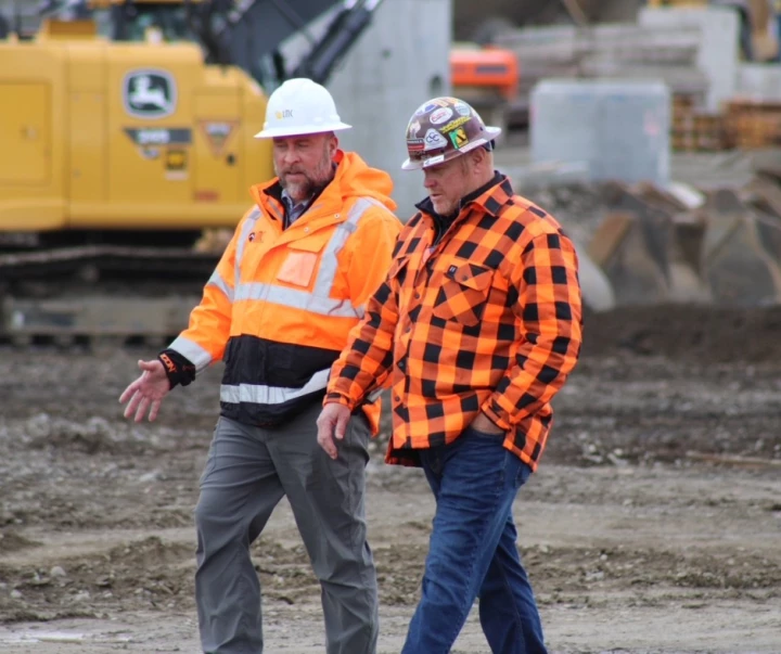 website small 610x645