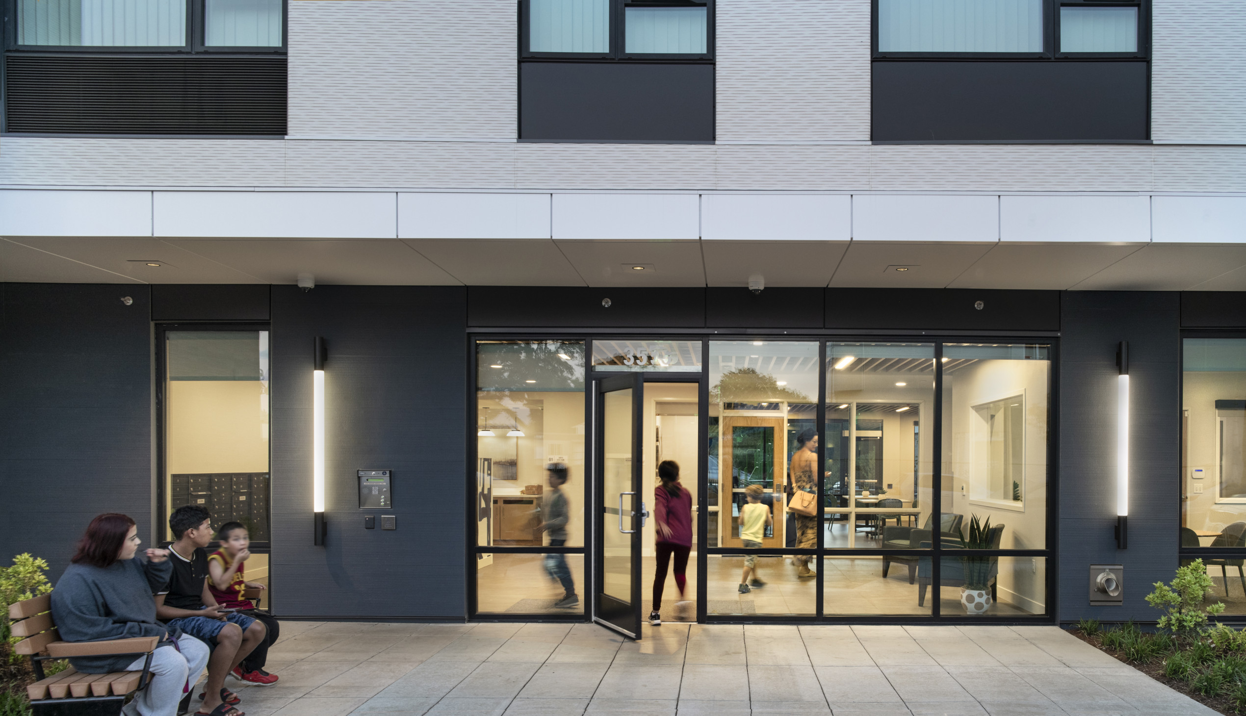 Cedar Rising Affordable Housing image - courtesy of Pete Eckert (13)