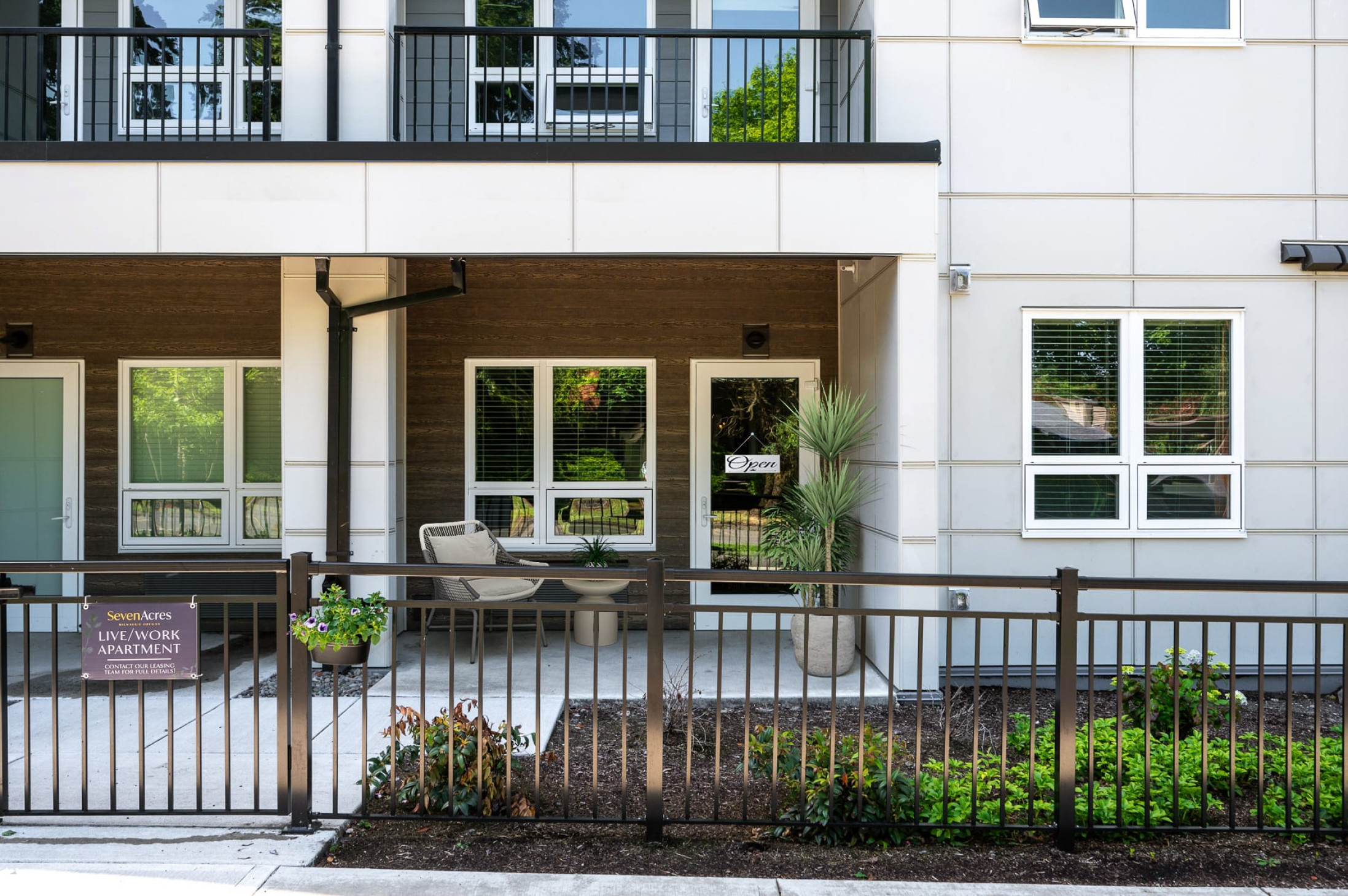 live-work unit 2107 web ready-22