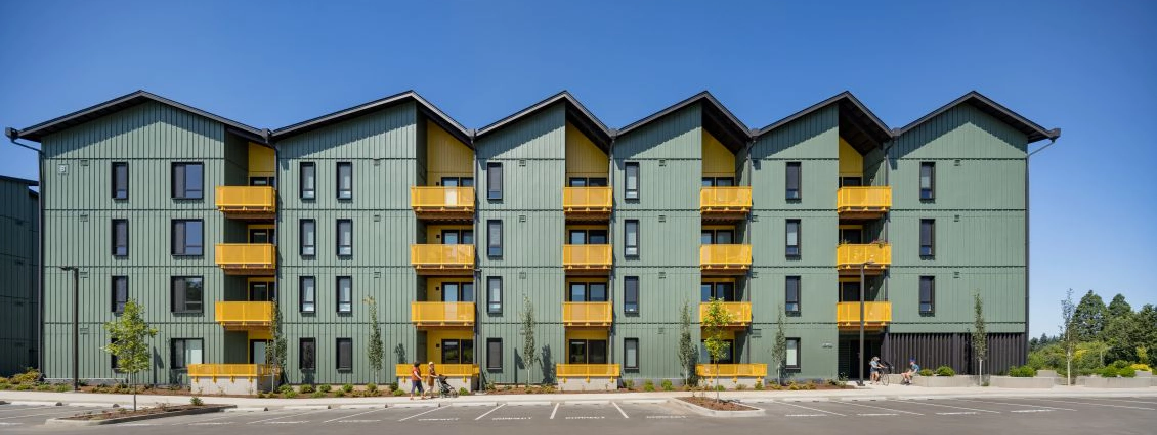 Spotlight Image - Plambeck Gardens